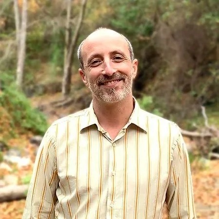 Ari Makridakis